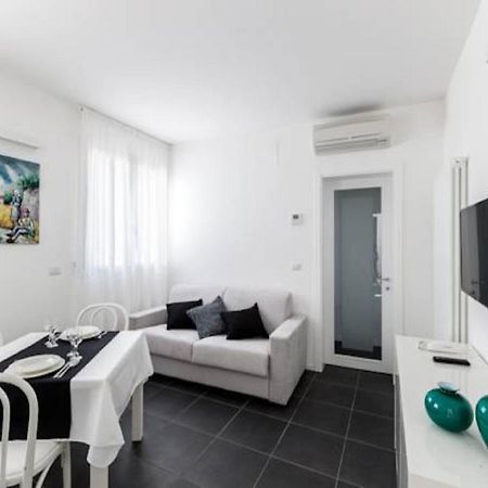 Residence Giardino Ричоне Екстериор снимка